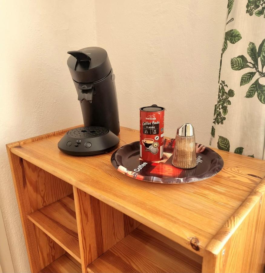 Apartment 2 *